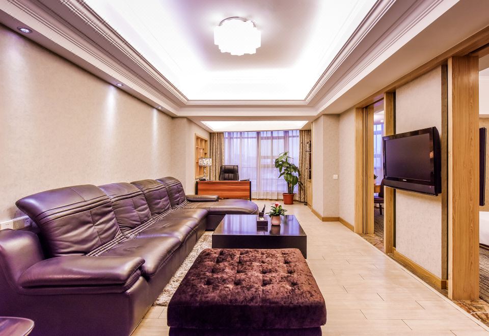 豪华多功能套房「零压床垫-高定床品-小冰箱-亲肤洗浴」