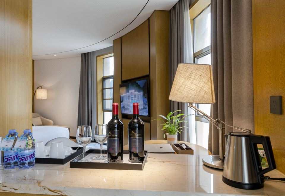 Yijing Guanlan HotelExecutive Queen Room