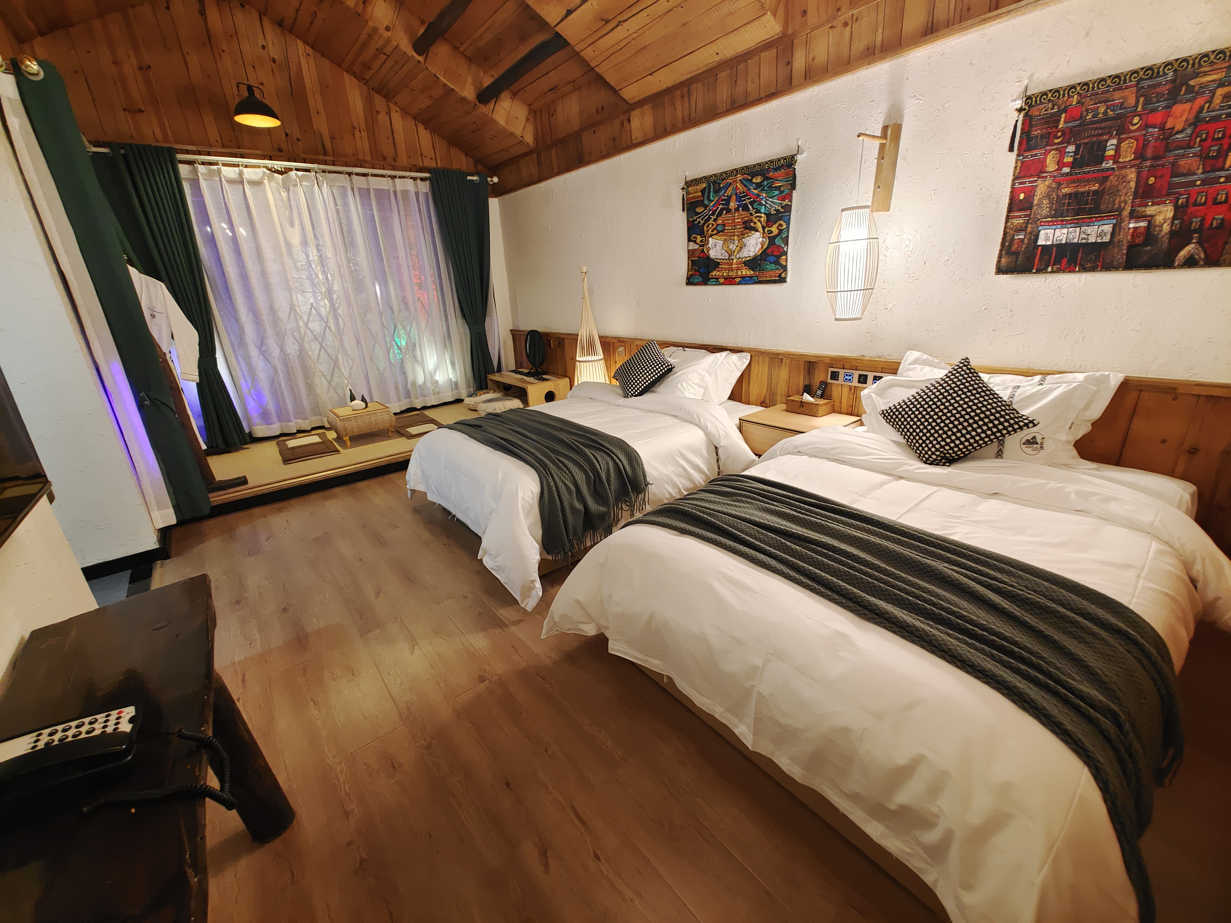 庭院木屋双床房（零压乳胶床垫+公区自助洗衣房）