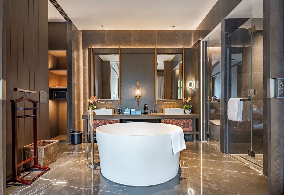 Hotel Indigo JIUZHAI1 Bedroom Suite Dining Meeting