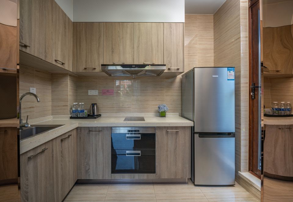 Deluxe Suite - 2-Room (1 living room)