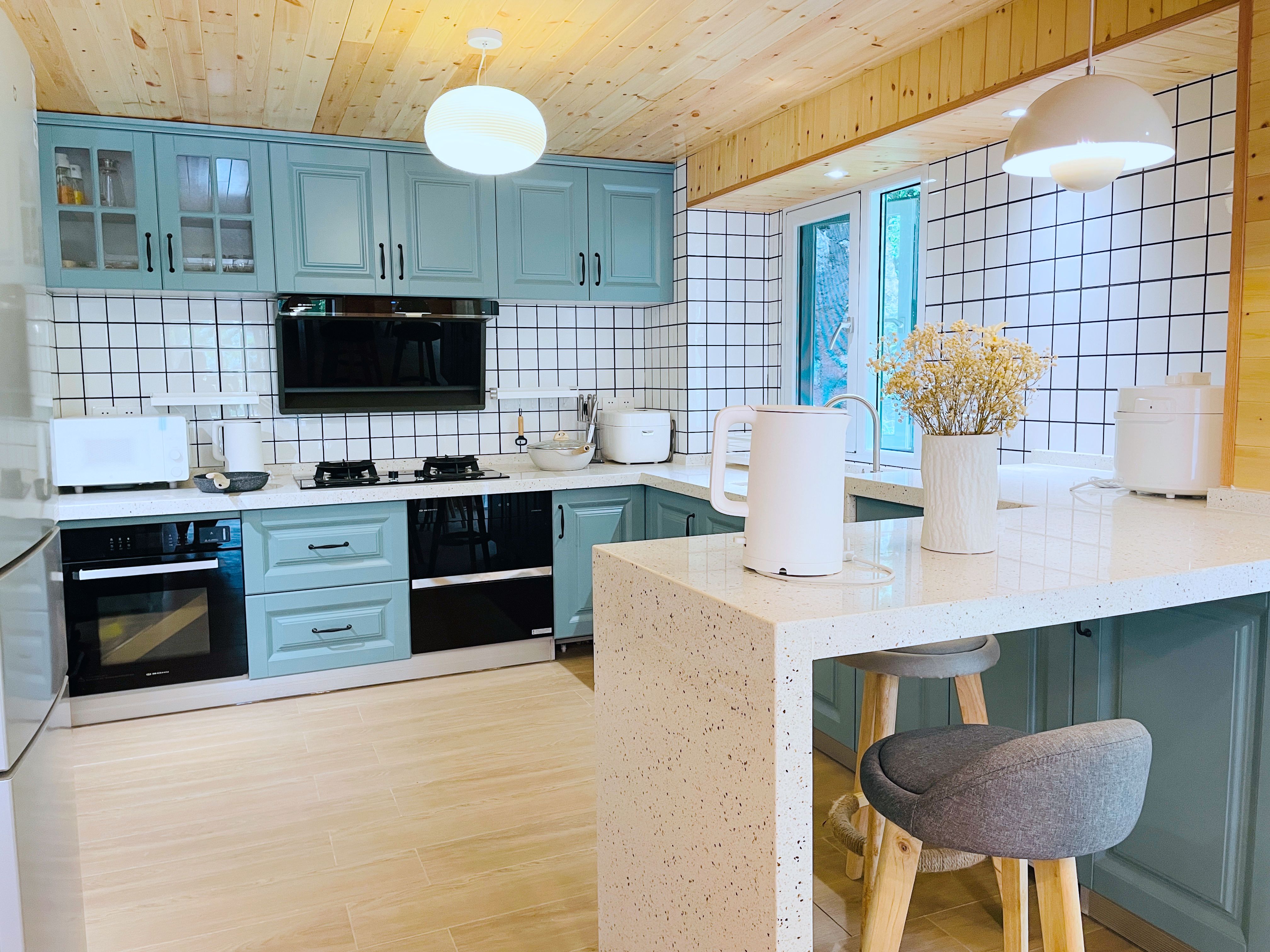 观景露台套房（客厅+厨房）