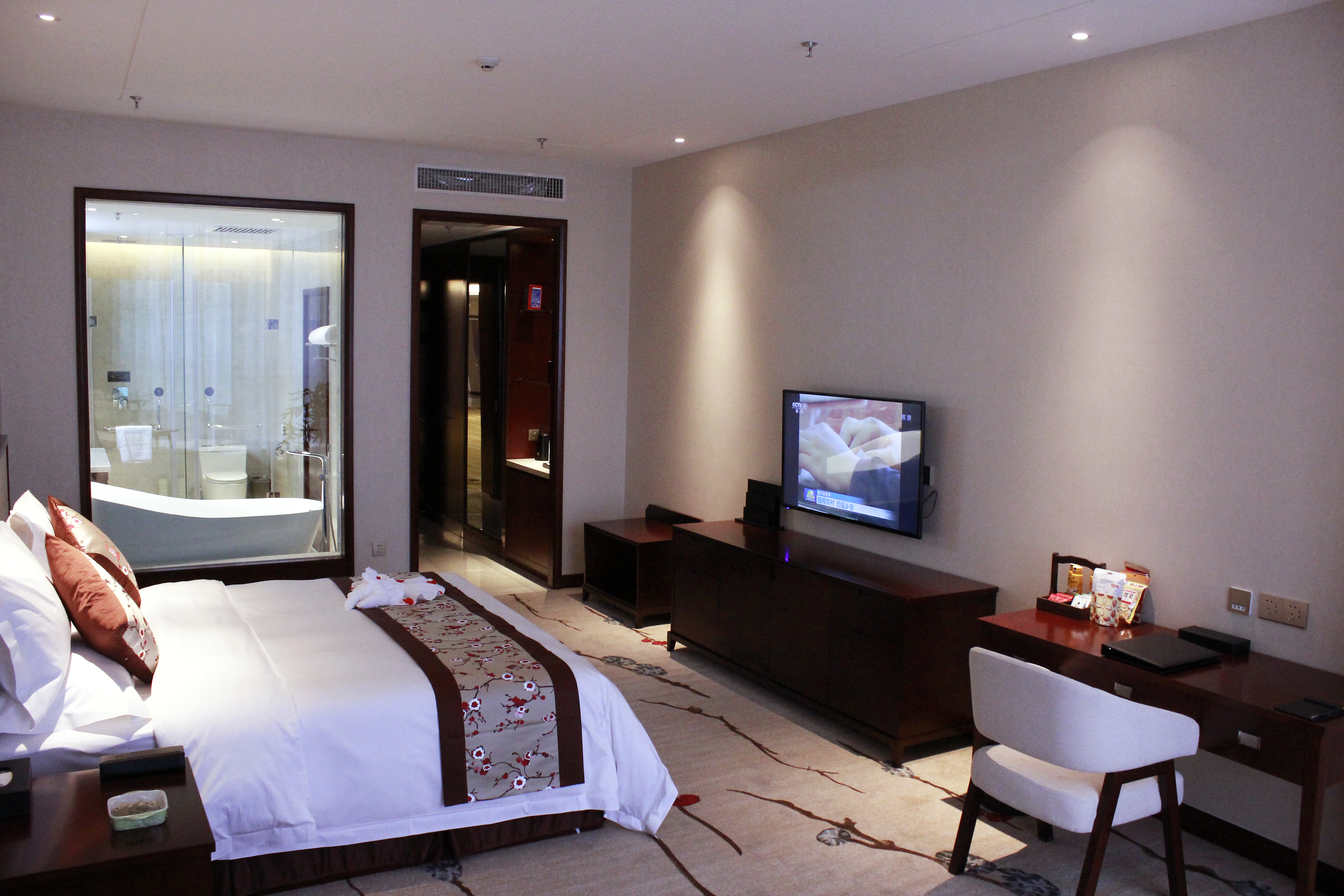 行政豪华大床房