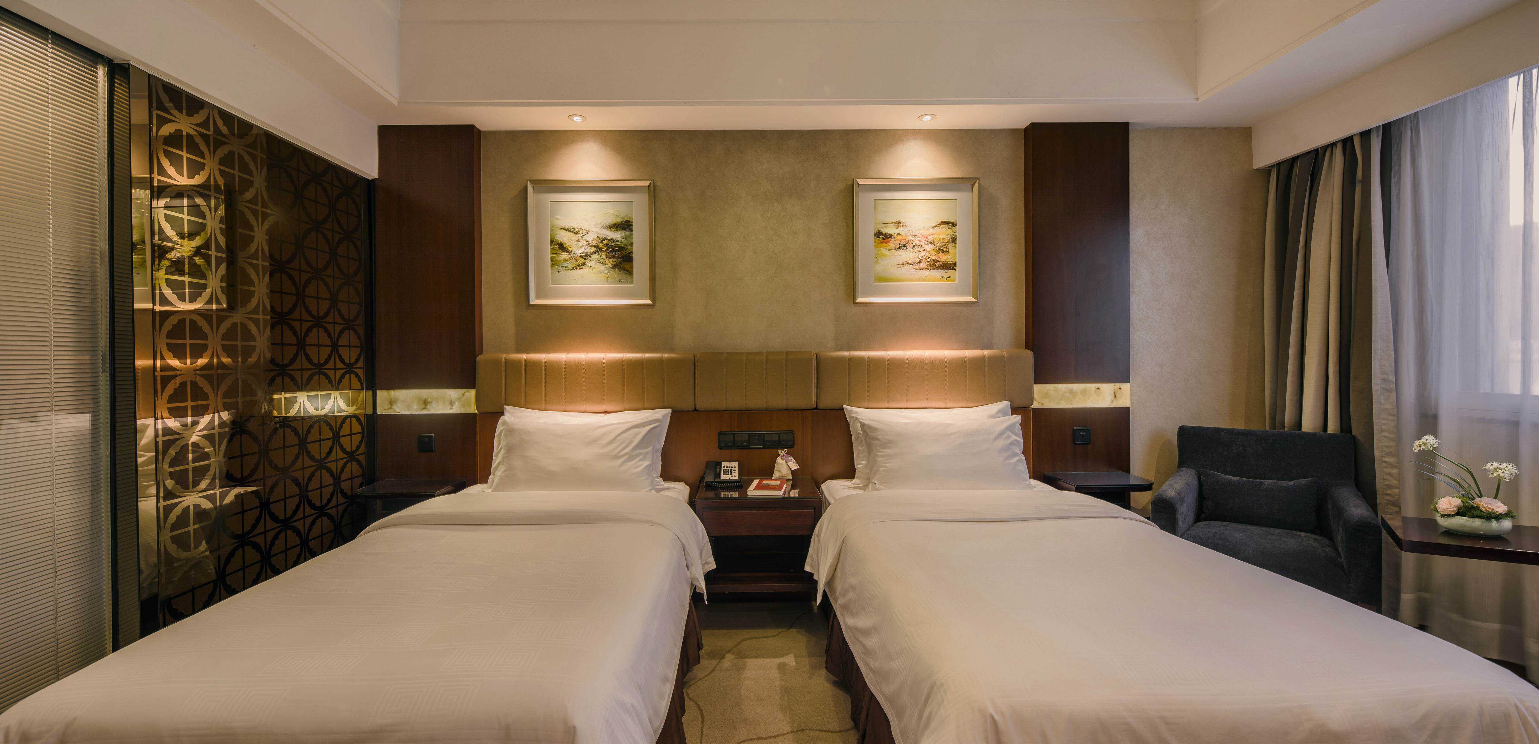 高級雙床房（舒適辦公區+乾濕分離+美好睡眠）