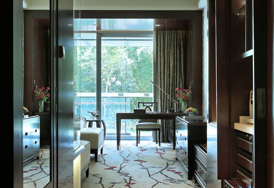 北樓-行政園景雙床房