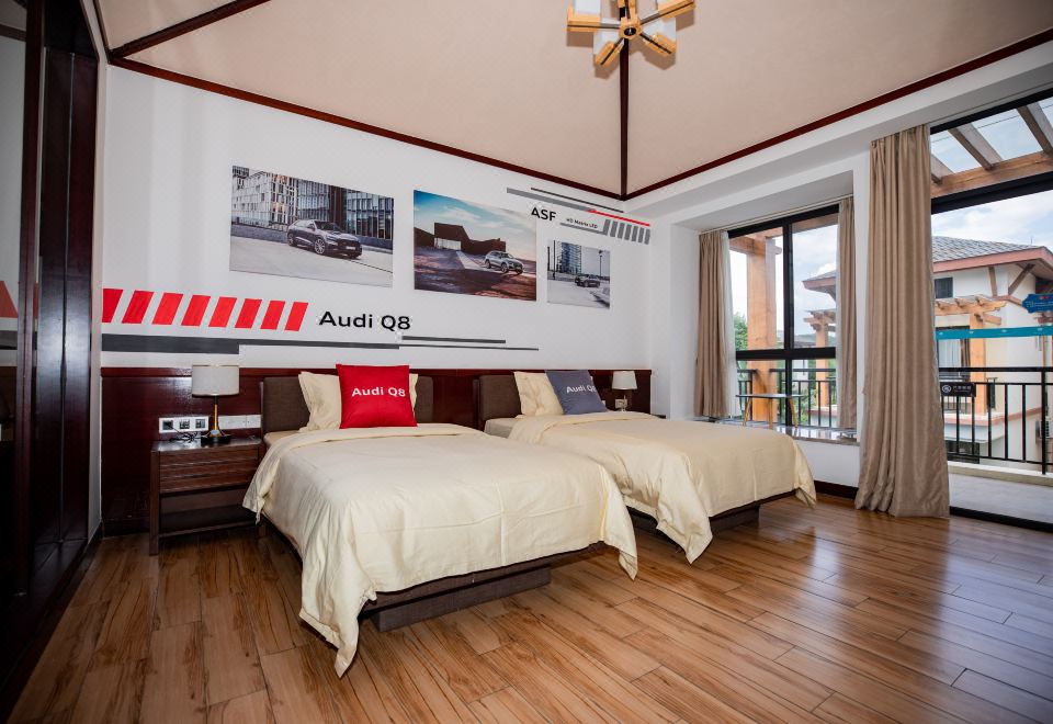 Baodun Lake Hushan Hot Spring ResortVenice Hot Spring Villa - 3-Room, Near Water