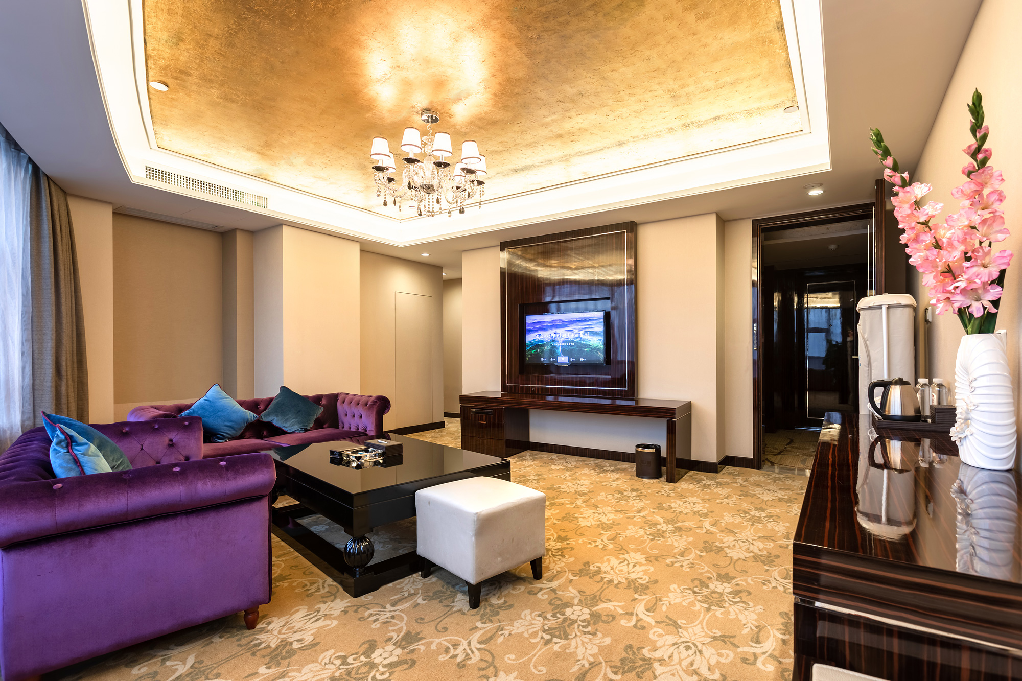 云上·河景行政套房