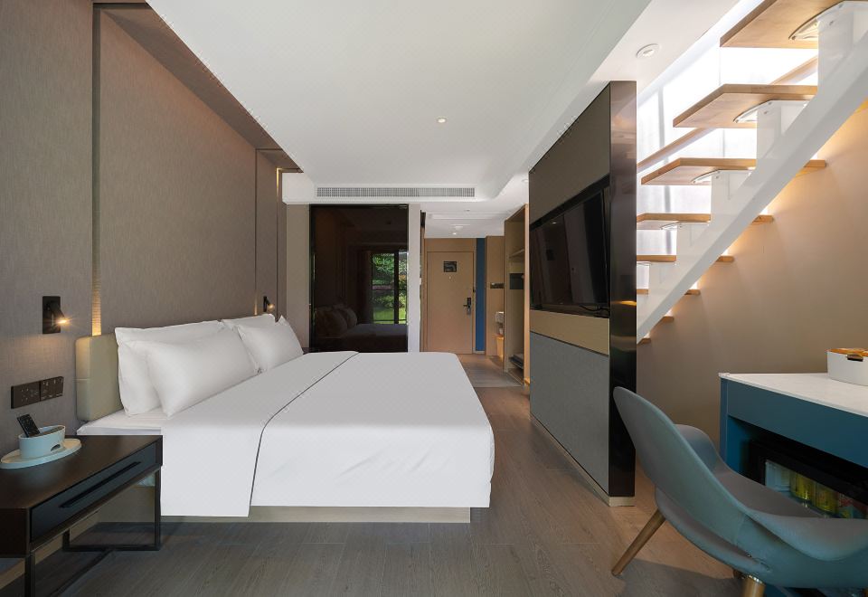 星云-复式阳台茶道大床套房