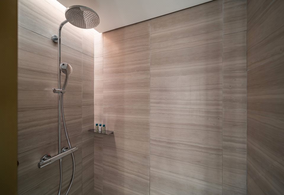 欢逸豪华双床房