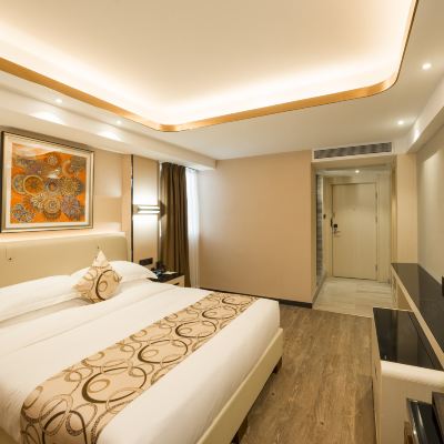 高級大床房（乾濕分離+小冰箱） 珠海拱北口岸香江維克酒店優惠