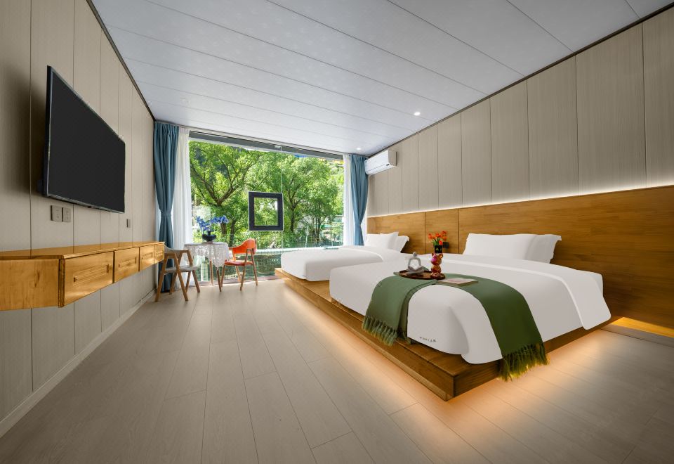 山野秘境双床房