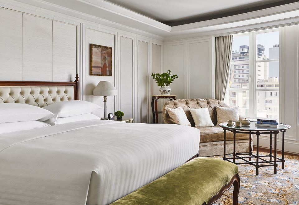 Park Hyatt SaigonPresidential Suite