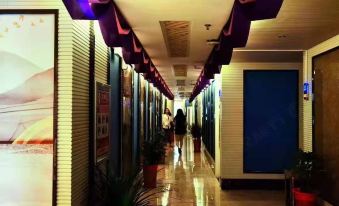 Shengjing Yijia Hotel