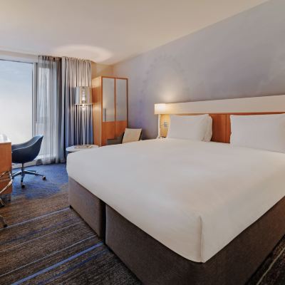 Executive King Room DoubleTree by Hilton Hotel London - Tower of London Promo Code