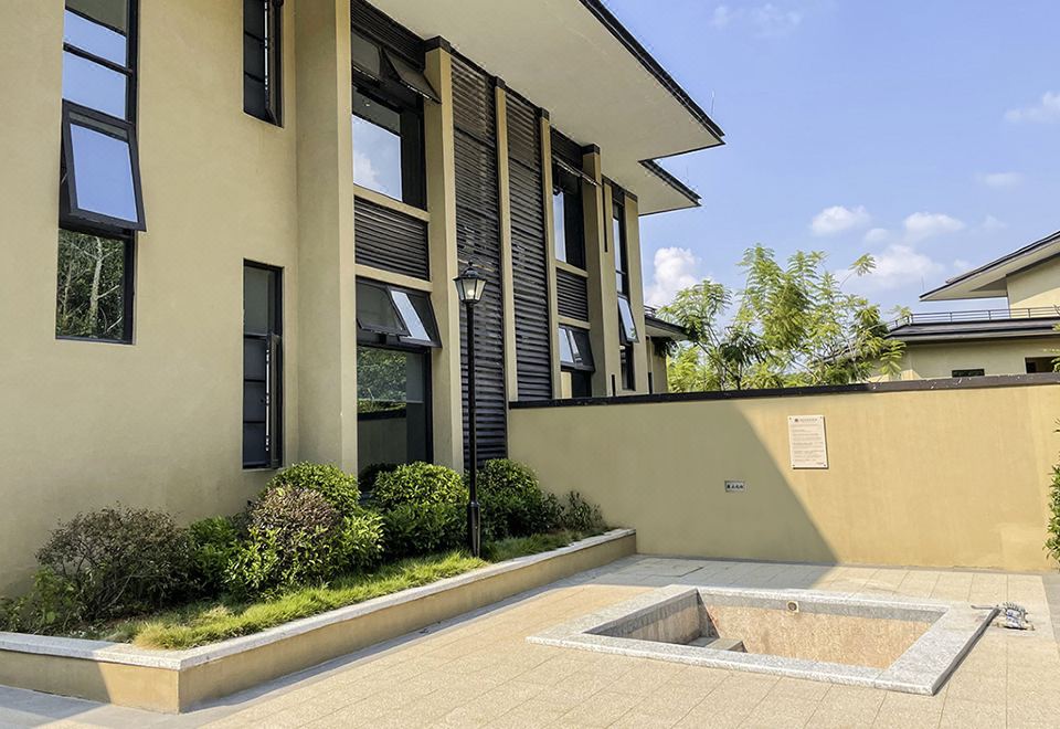 坡地六房别墅丨私家泡池&庭院