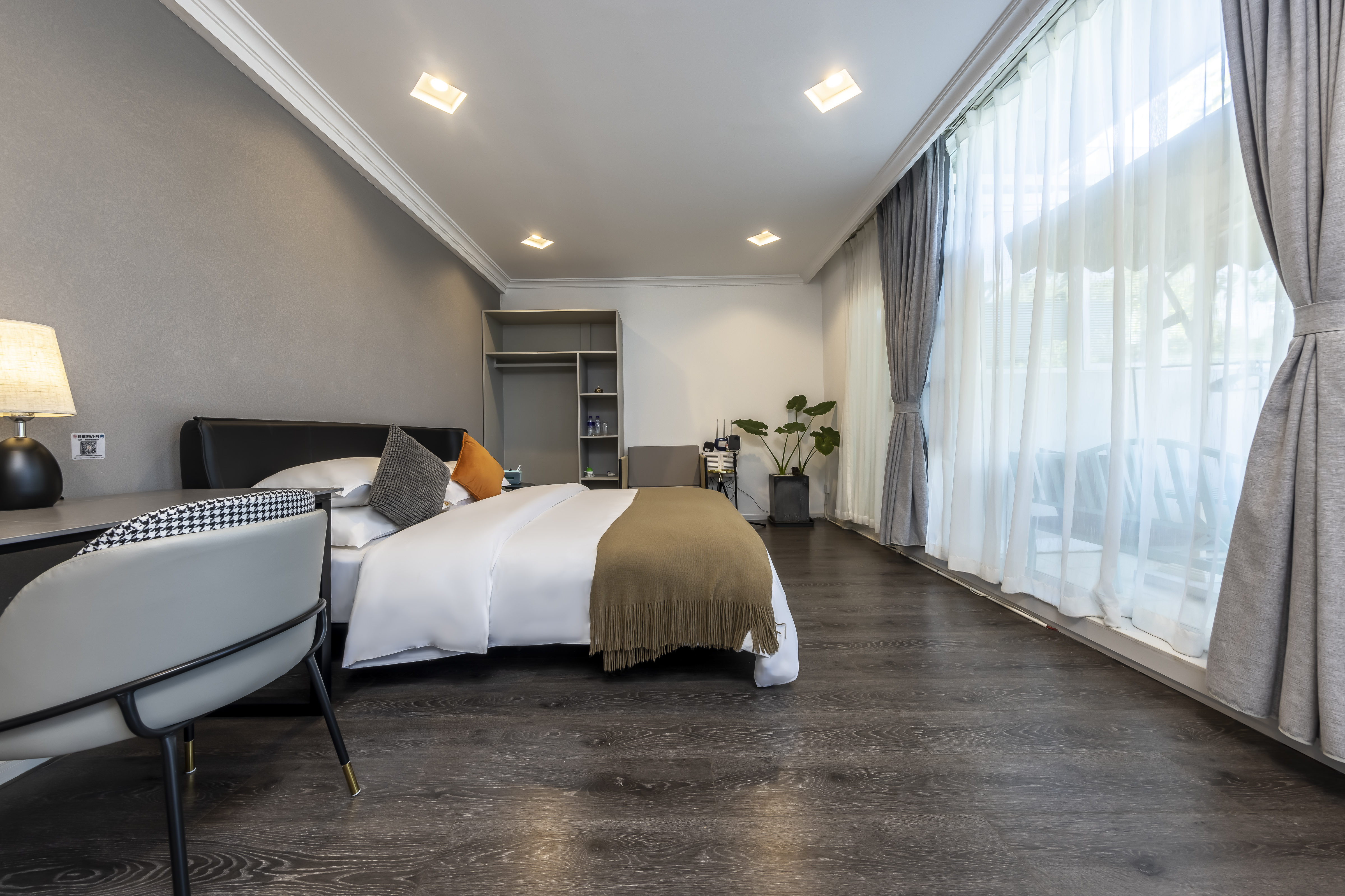 月境·精致大床房（休闲露台丨小花园）