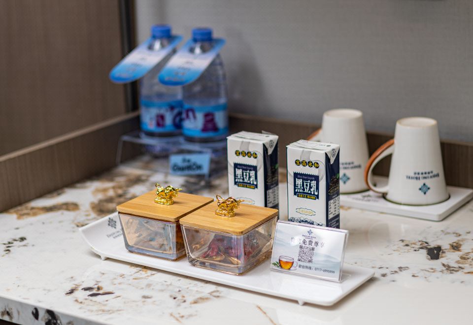 270°江景浴缸行政大床房