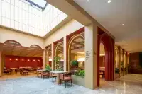 Huameishi Hot Spring Hotel (Xinzhou Ancient City Store