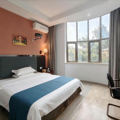 溫馨大床房{安心睡眠&洗浴大水壓} 至海家飯店（長樂國際機場店）優惠