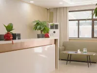 Mingyue Yayuan Hotels in Turpan