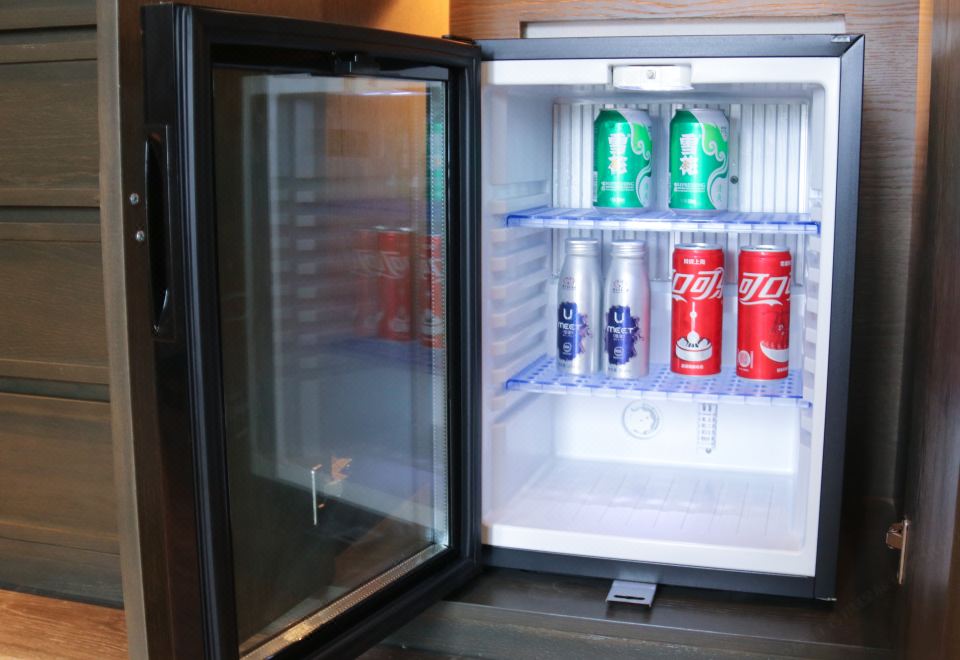 庭院高级豪华大床房