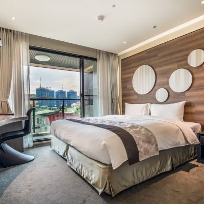 101景觀大床房 台北洛碁大飯店-松山館優惠