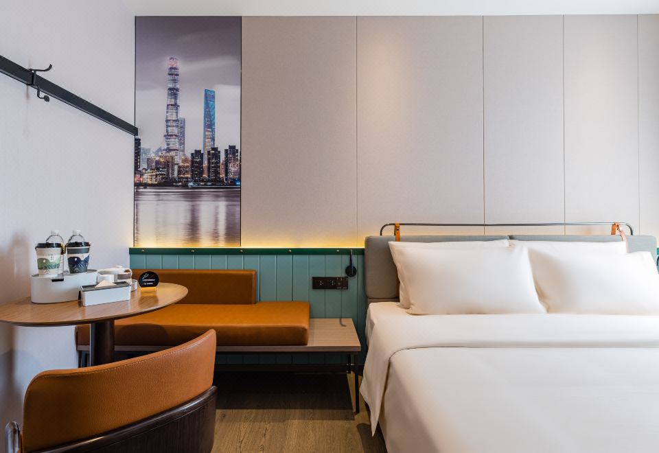 轻享大床房（裸棉床品+记忆枕）