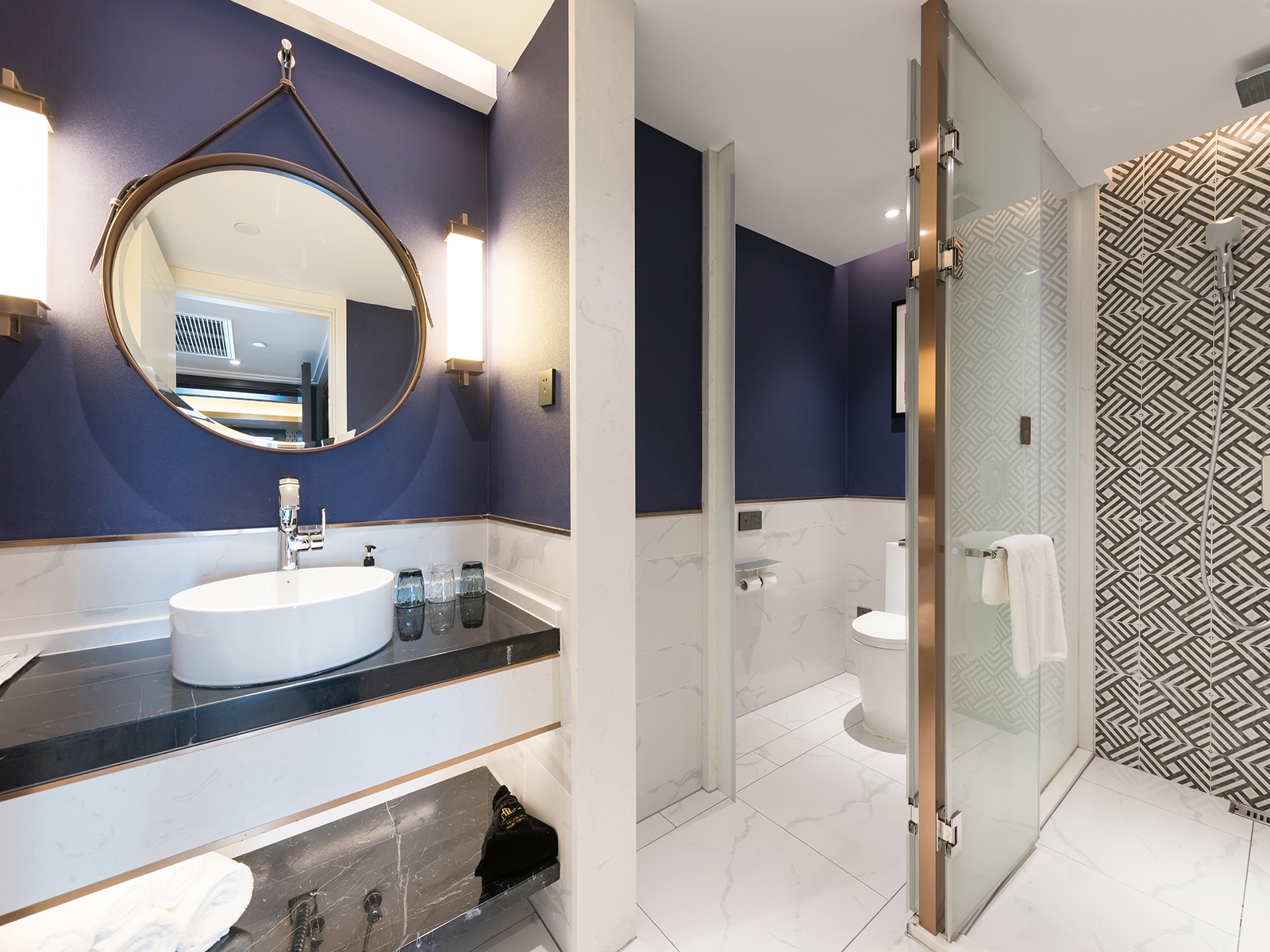 温馨家庭房（清凉小冰箱+空气净化器+零压舒眠床垫）