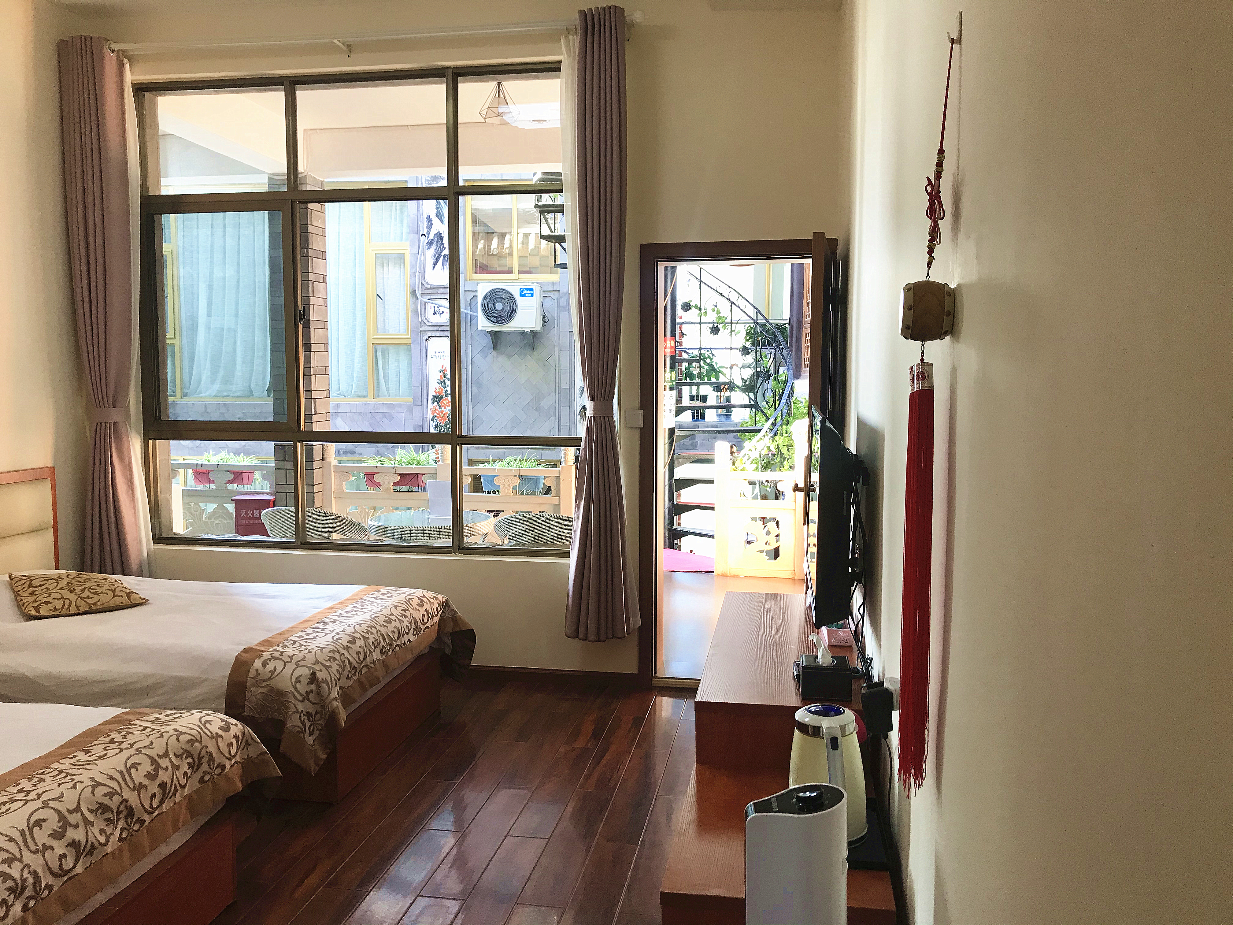 舒適雙床房（203）