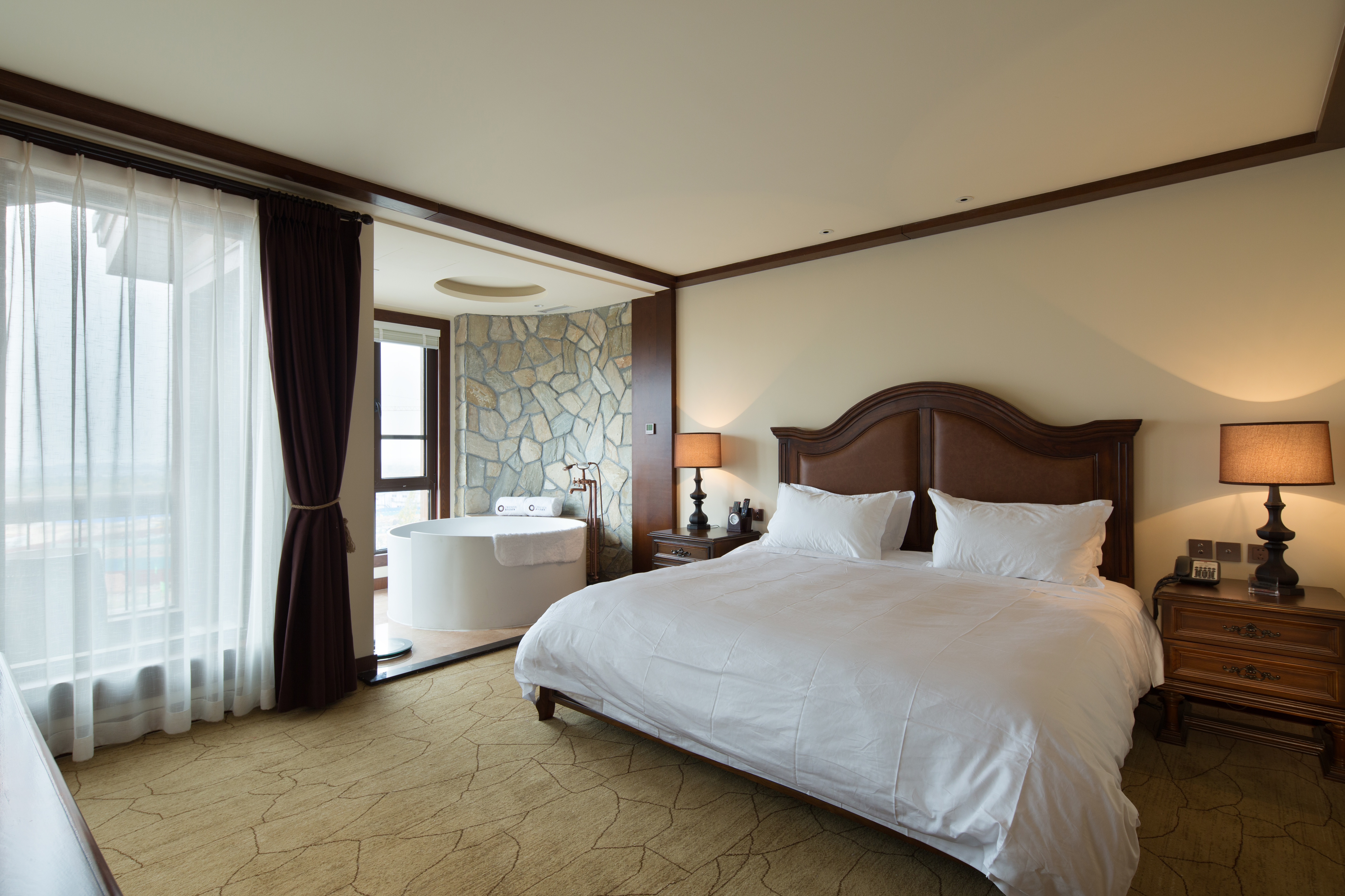 Orenda Teton HotelDeluxe King Room