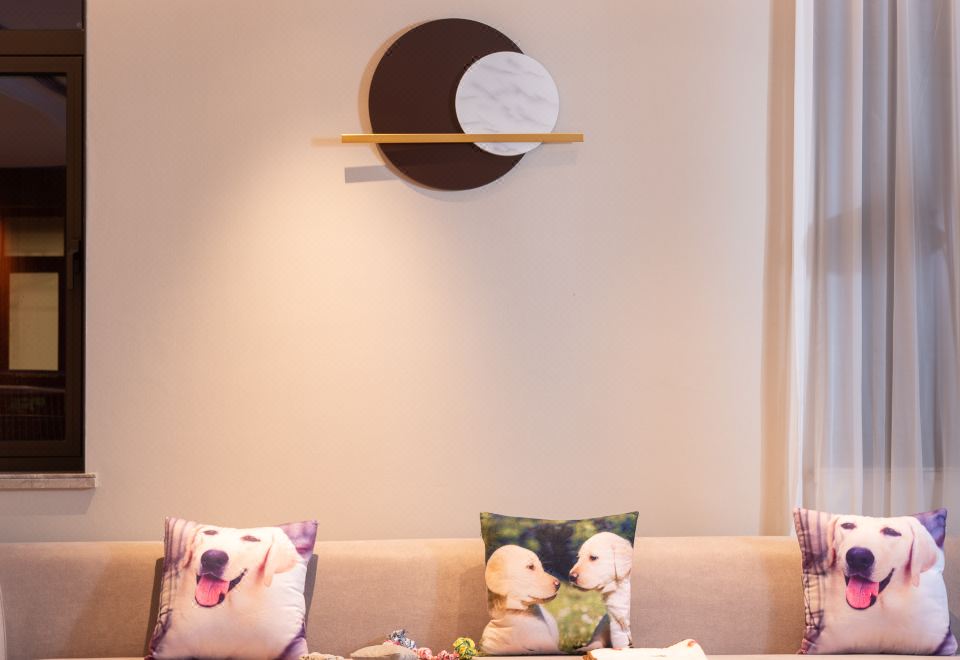 现代御逸宠物房?臻墅