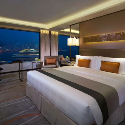1 King Club InterContinental Victoria Harbour View