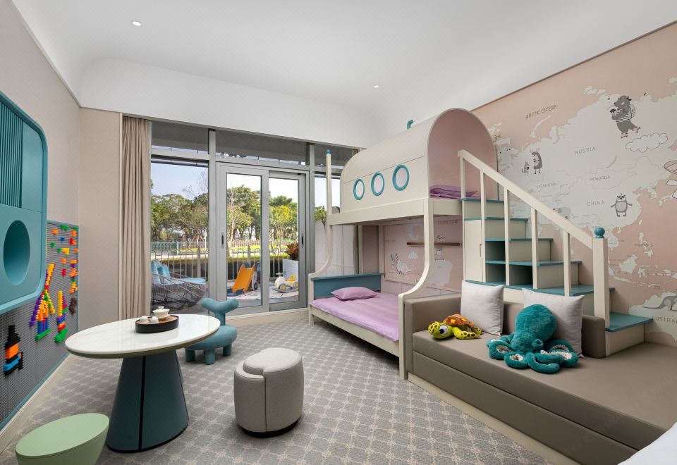 豪華主題親子房（私家庭院）