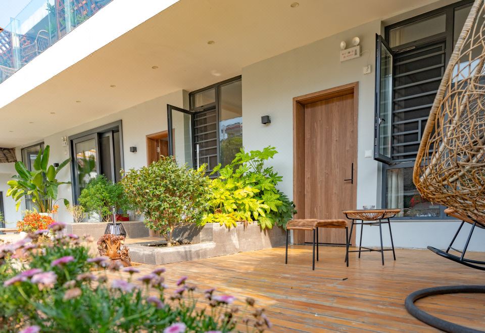 Yingye Courtyard Twin Room