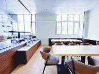 Urba Hotel (Guyuan Zheshang International Home Building Materials City Branch