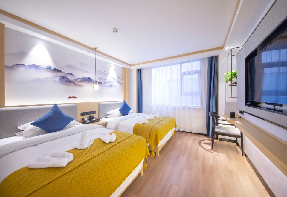 豪华双床房|智能轻奢+休闲座椅