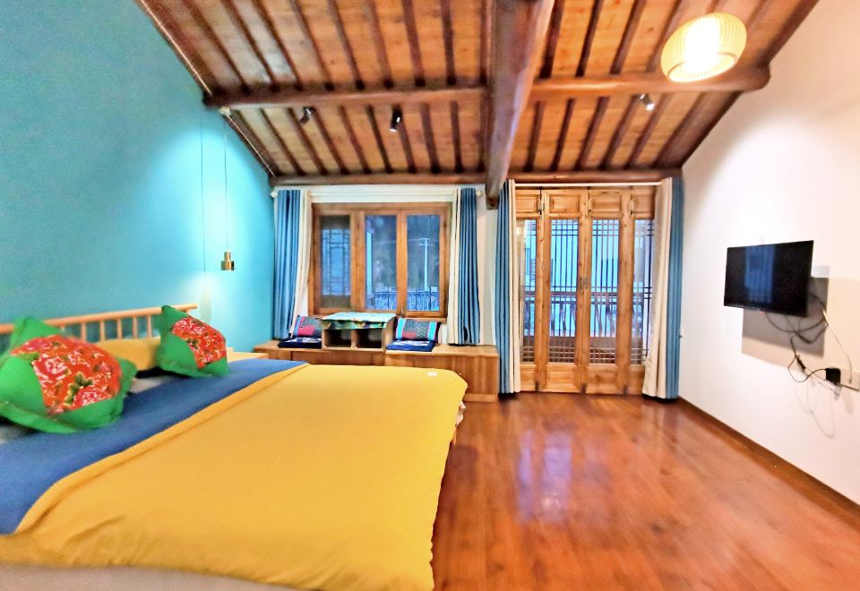 Guestroom - With View (Double Bed) (Balcony)