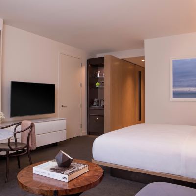 Hearing/Mobility Accessible Deluxe King Room with Bathtub Conrad Washington DC Promo Code