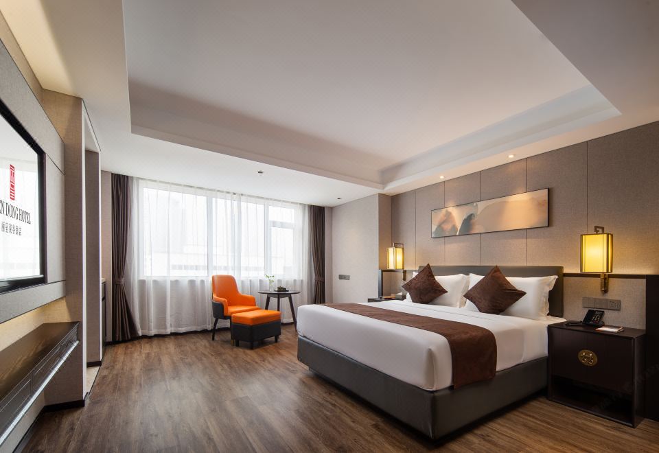 Rezen Dong Hotel (Baoding High-tech Zone Baobai Shopping Plaza Branch) Business Queen Room