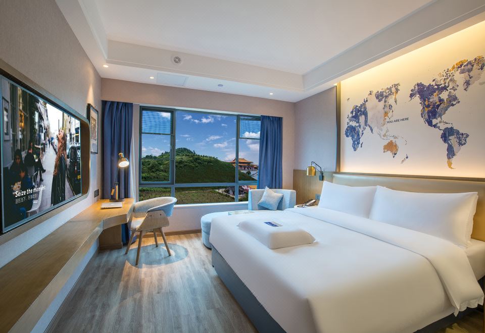 Yixin Light Luxury Double Bed Room