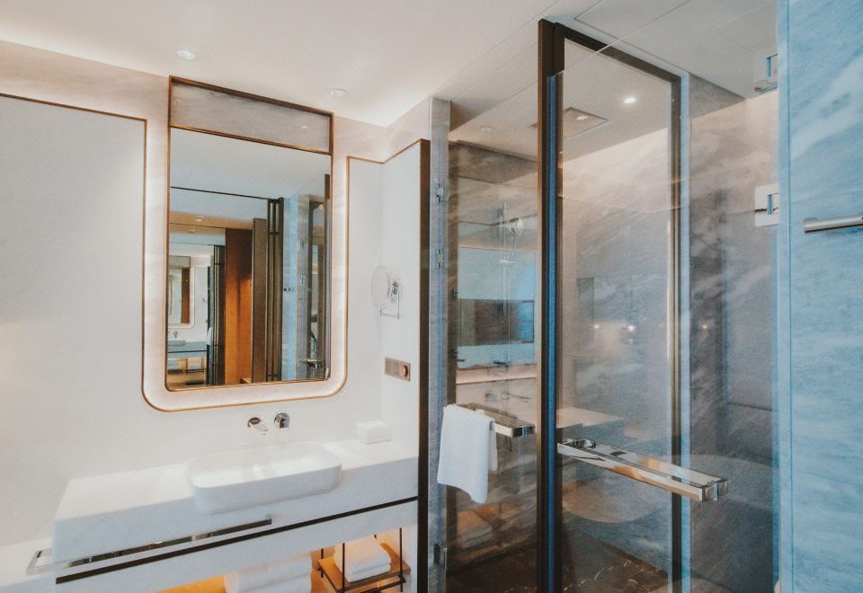 行政側海景大床房