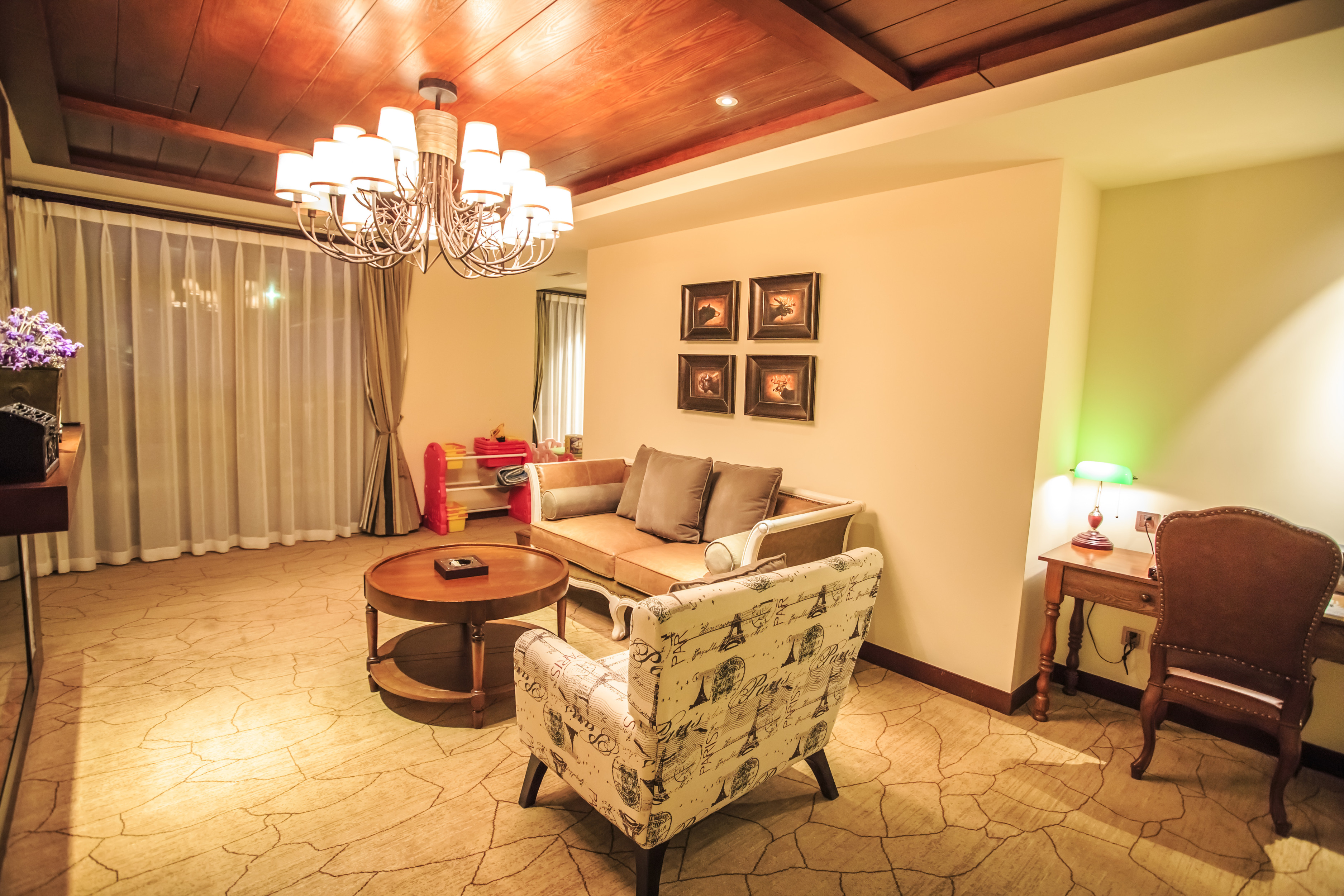 Orenda Teton HotelDeluxe King Room