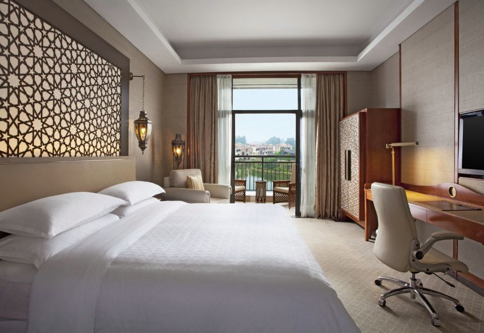 豪华全湖景垂钓大床房 | 带浴缸