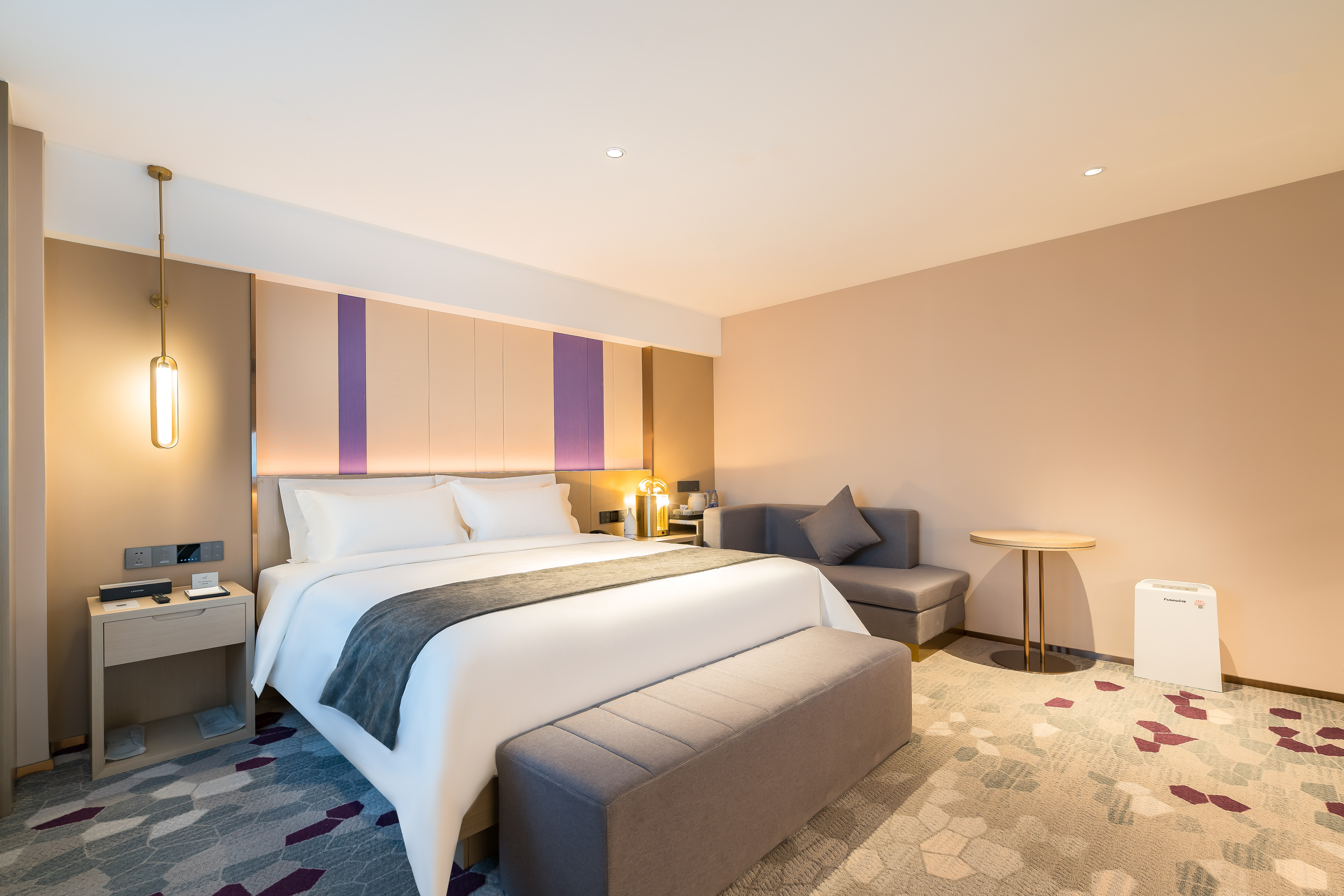 商务大床房（均压床垫）