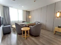 크레센트 문 호텔 (청두 춘시로 톈푸 광장역)