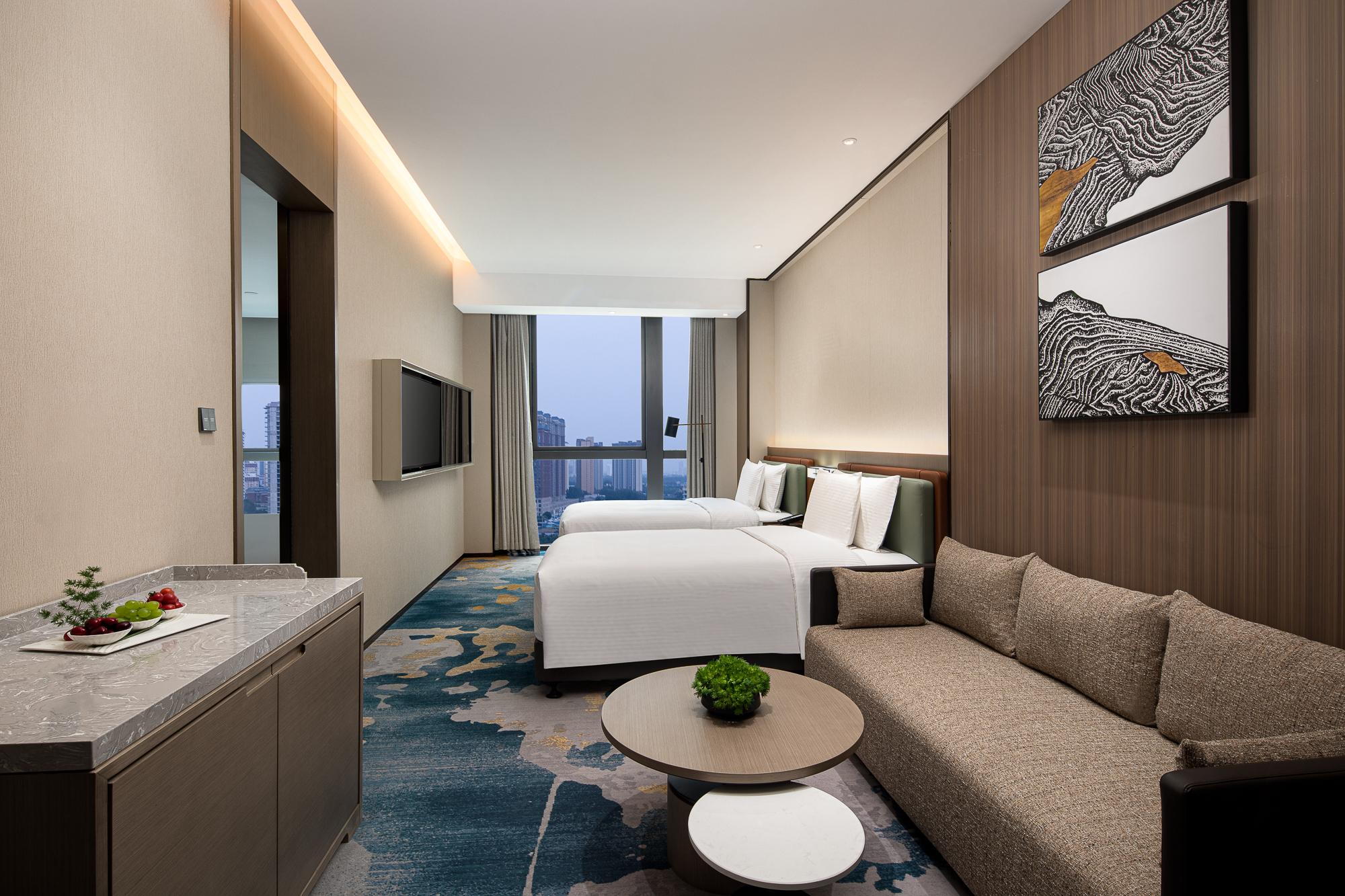 高级豪华双床房（繁华街景+落地窗+AccaKappa洗护）