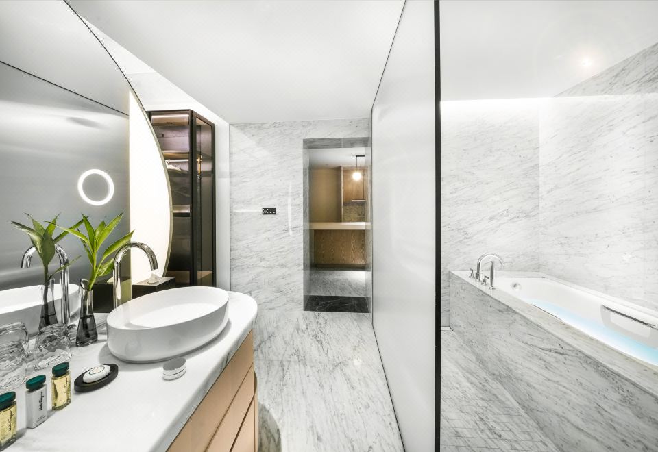 家庭雙臥連通套房