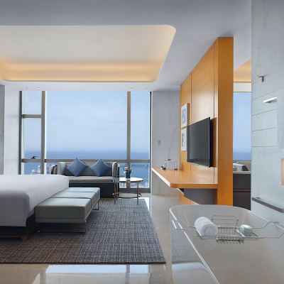 華麗海景套房【盡賞雲端海景】 海口索菲特大酒店優惠