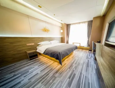 Lanjing Apartment Hotel (Wanda Plaza Pedestrian Street Museum Metro Station Branch) Hotel di 