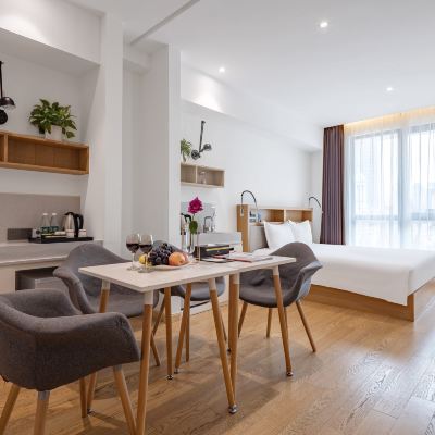 豪華套房（獨立洗衣機） 格美飯店（上海外灘南京東路步行街店）優惠